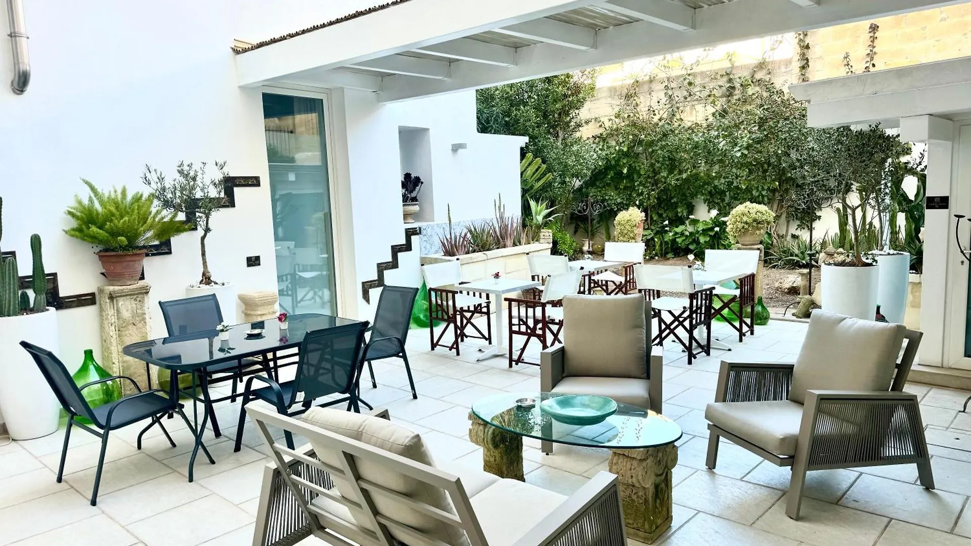 Bed and Breakfast Palazzo Cavour Lecce 0*,
